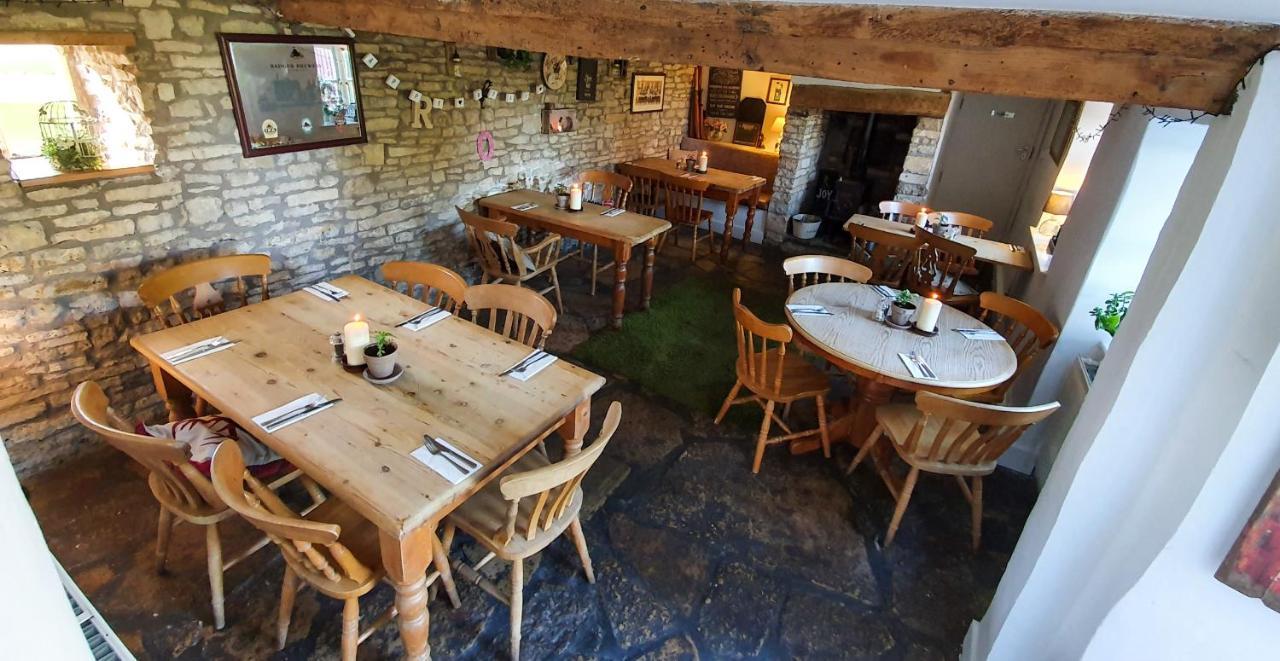 Отель Ring O Bells Hinton Blewett Litton  Экстерьер фото